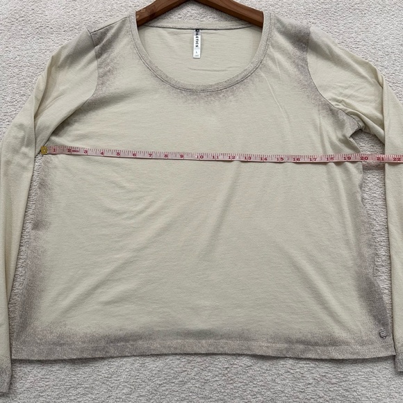 Fabletics Women’s Long Sleeve T-Shirt Beige Size Large - Picture 3 of 6